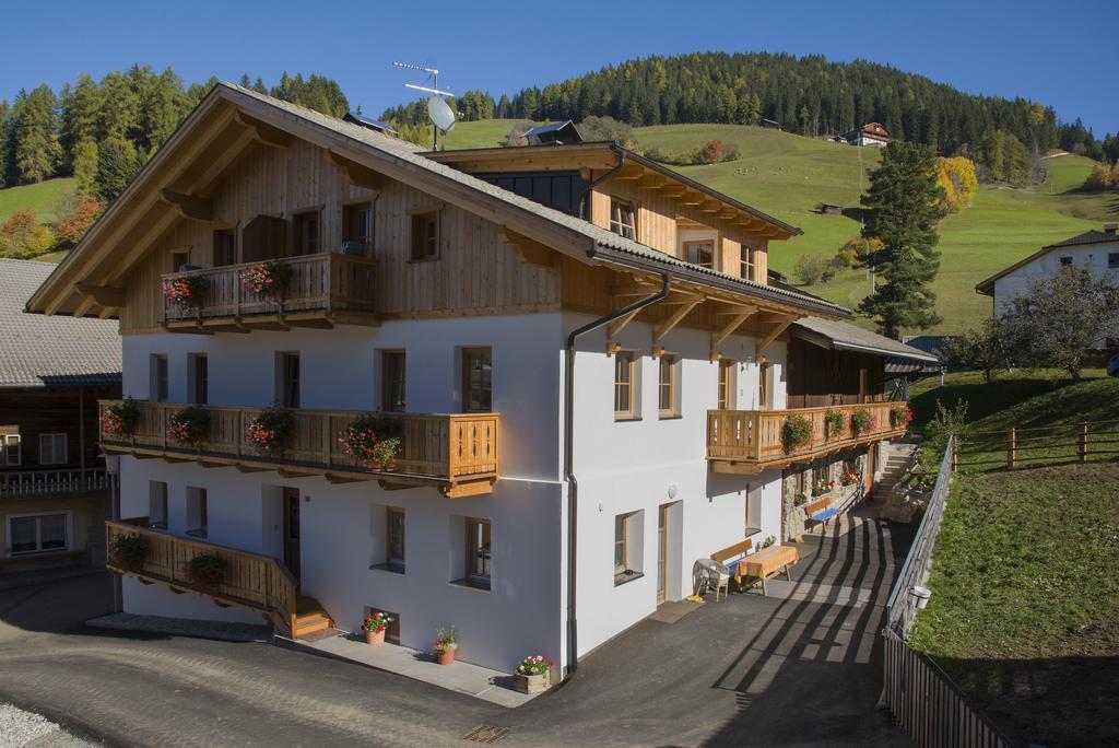 Appartments Jagerhof Braies  Exteriér fotografie